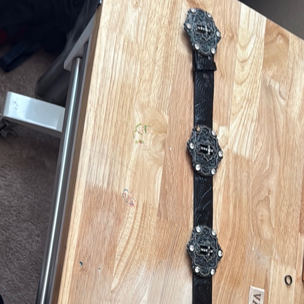 Sleek Black and Silver Belt with Minimalist Design